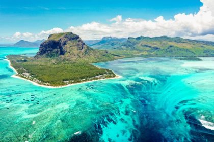 UnderWater Waterfall Helicopter Tours